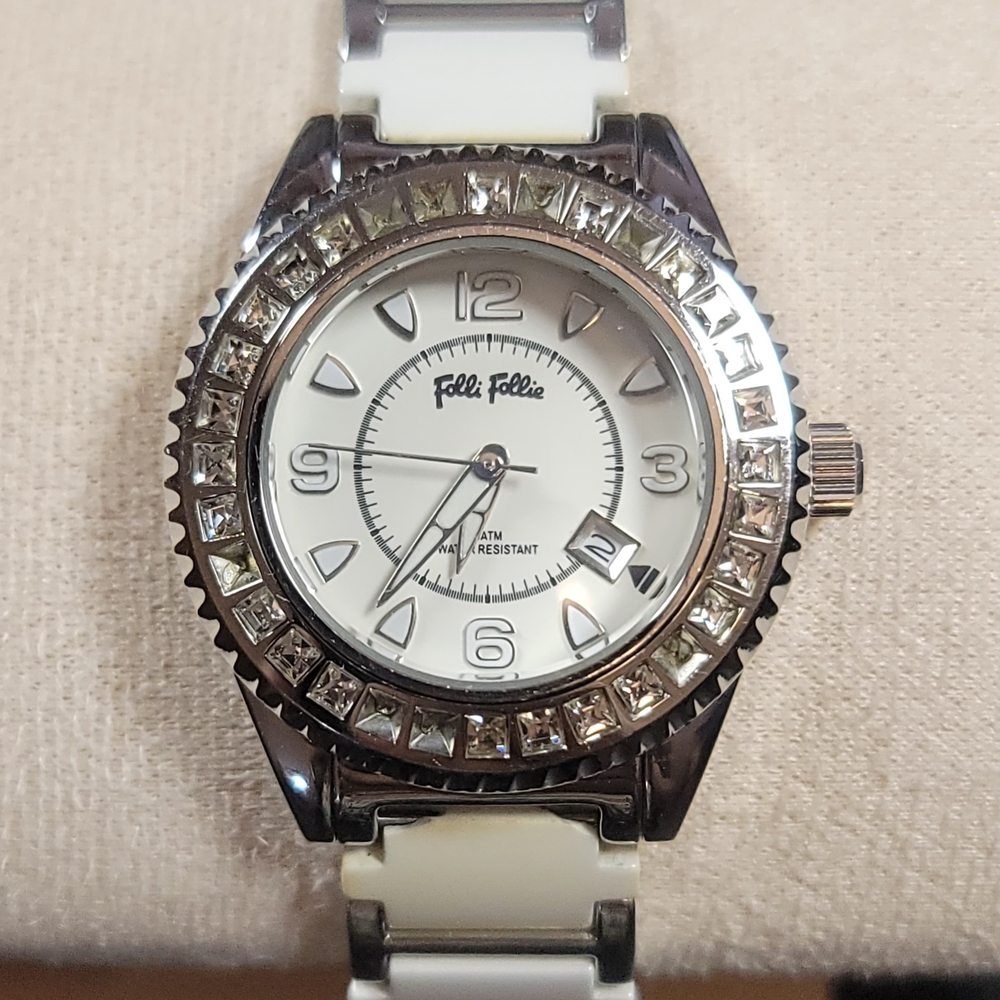 Folli Follie WF5T138BD Women's White Ceramic Watch – Crystal Bezel